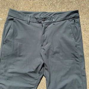 Lulu lemon 32 waist. Basically brand new. Only worn once or twice